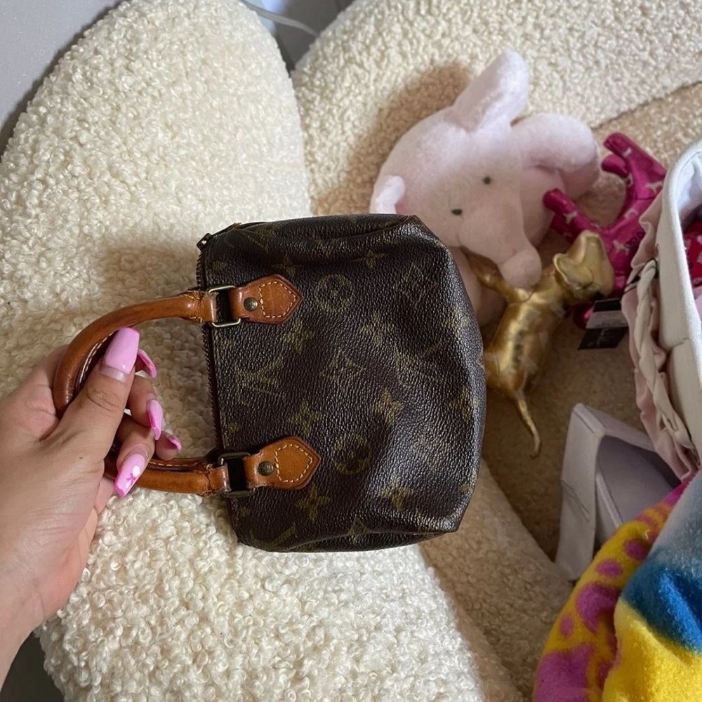 Authentic Louis Vuitton mini speedy